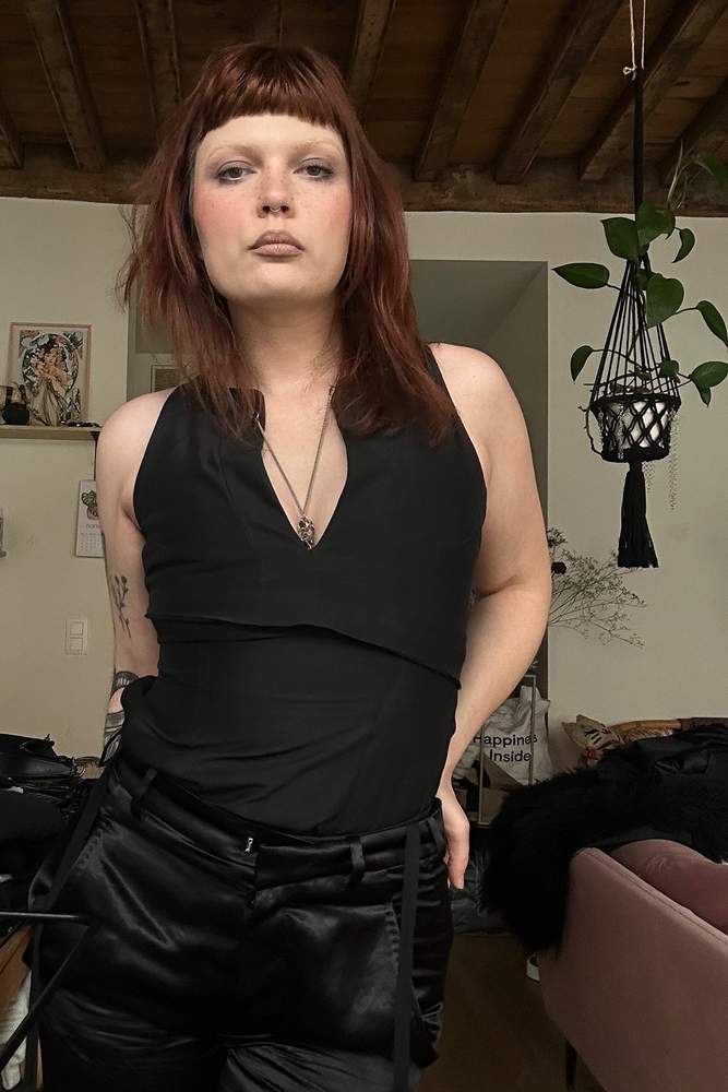 Fleuriv's fit featuring , 