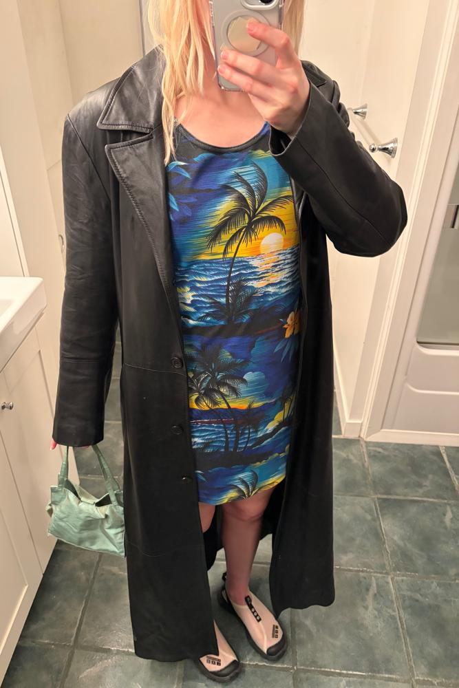 neatons's fit featuring , 