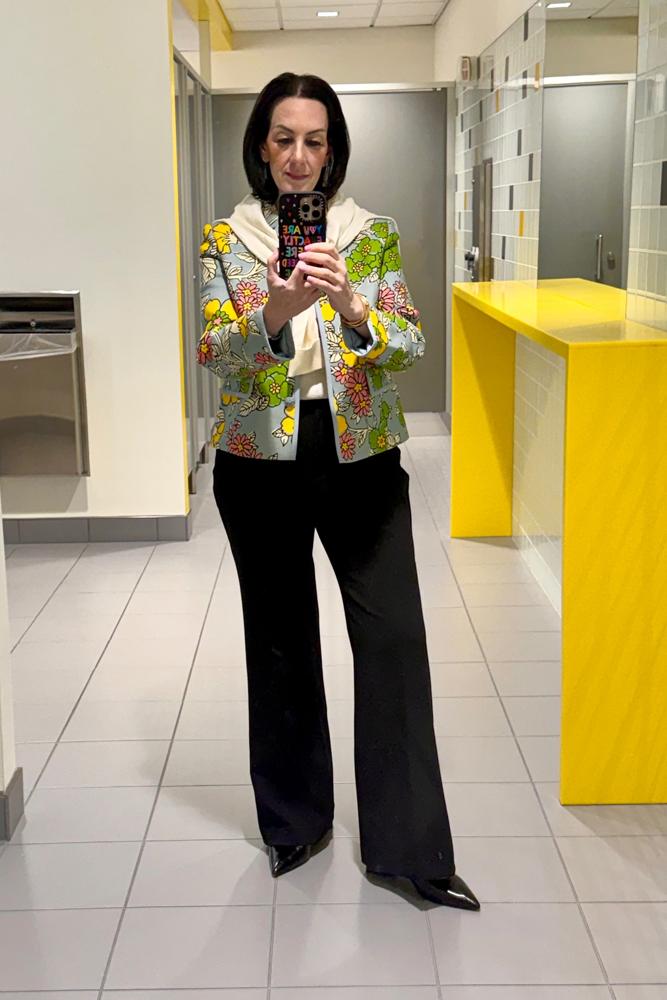 GAviv's fit featuring Banana Republic Factory, Tory Burch, Express, Franco Sarto, Parker Thatch