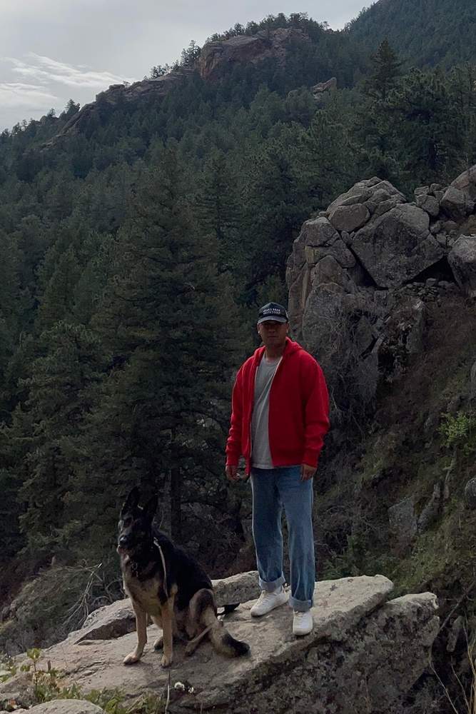 hotchata's fit featuring , 