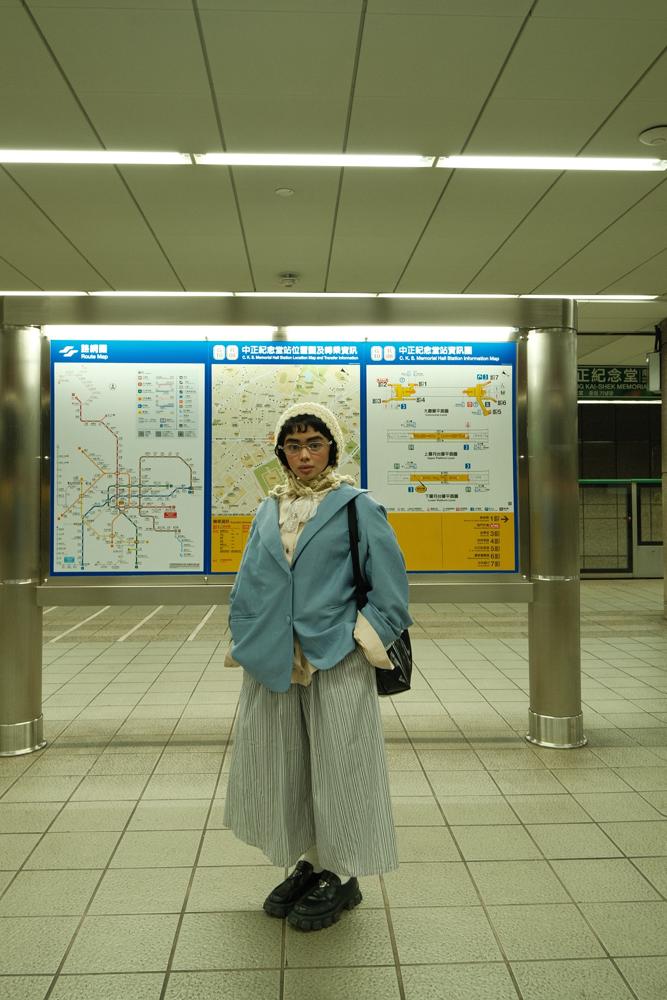 chloejsanguyo's fit featuring Prada, Zara