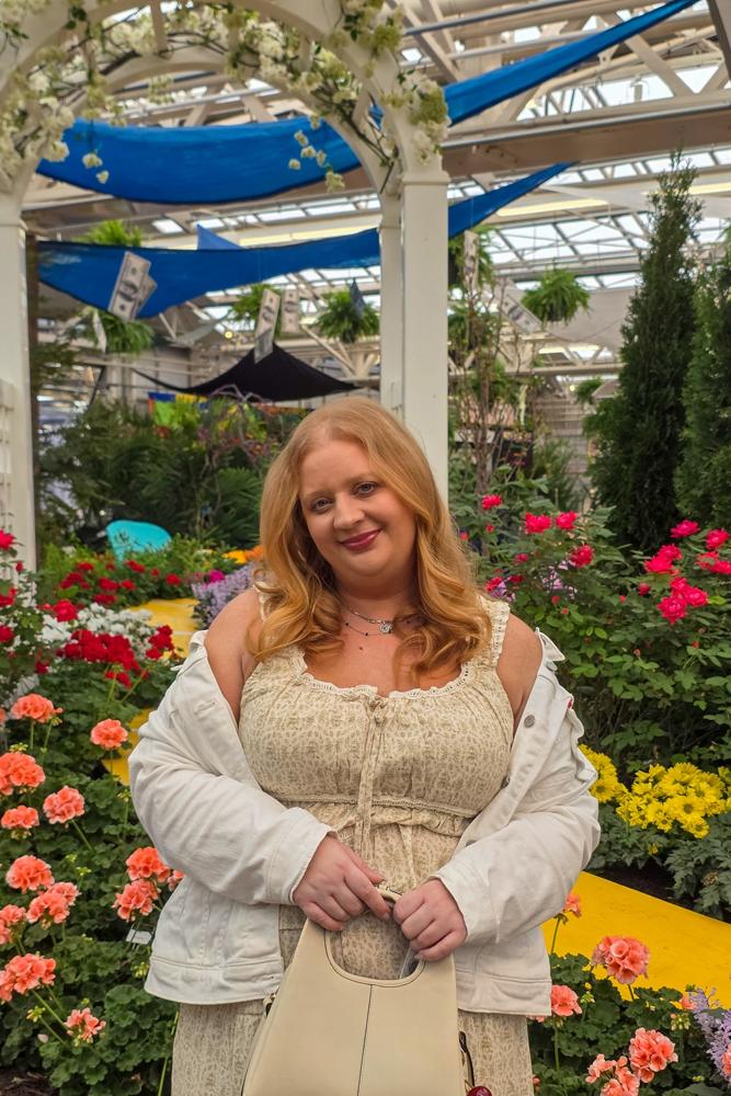 Afischer91's fit featuring Celebrity Pink, Amazon Basics