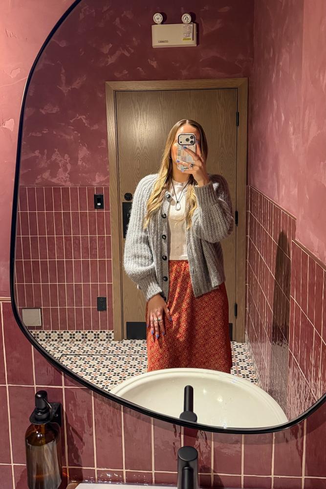 AStahre's fit featuring Sezane, Ghanda
