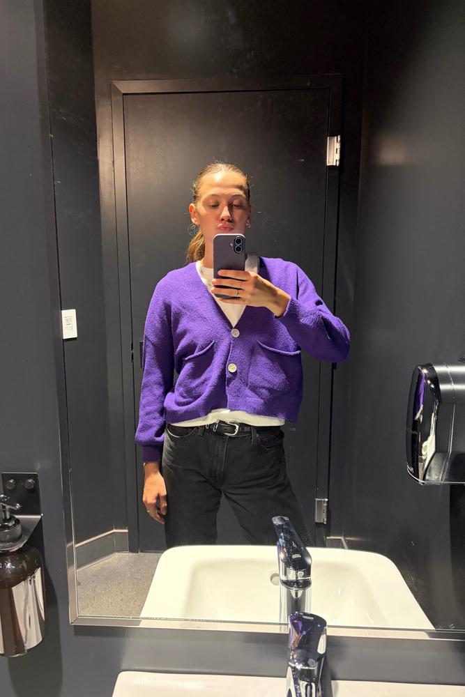 chloems's fit featuring No Brand, Levi's, Aritzia