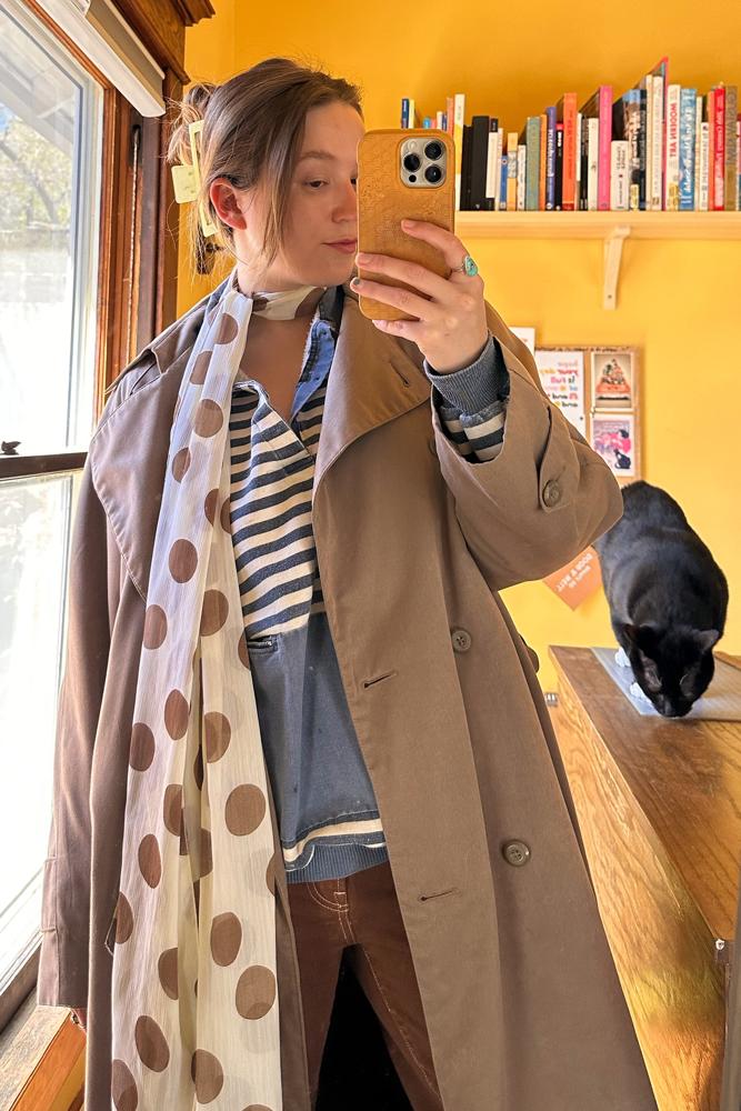 thriftbee's fit featuring No Brand, London Fog, Madewell
