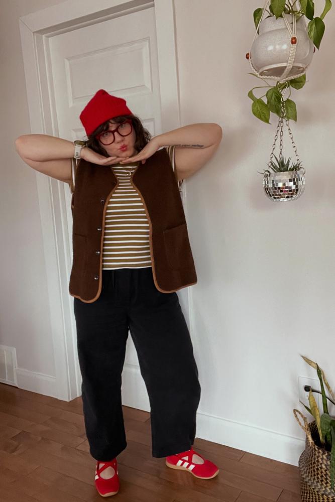 stephcoelho's fit featuring Old Navy, Amazon Basics, Reitmans, GAP, Eyebuydirect, Adidas, H&M