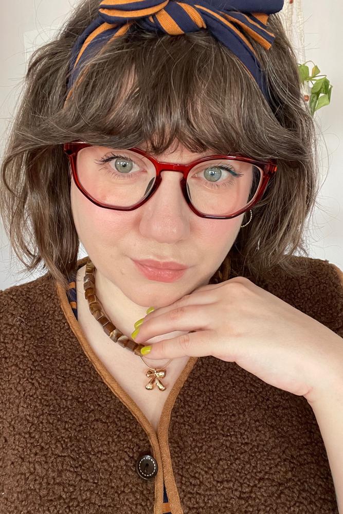 stephcoelho's fit featuring Amazon Basics, Old Navy, H&M, Eyebuydirect, Madewell, Lonza