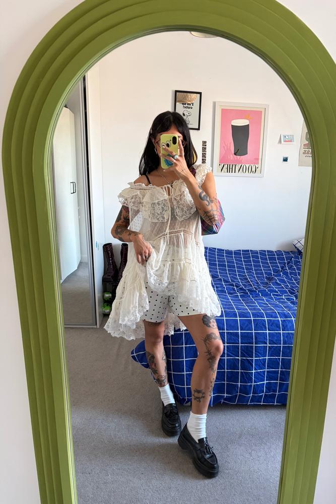 Chrisptine's fit featuring Urban Outfitters