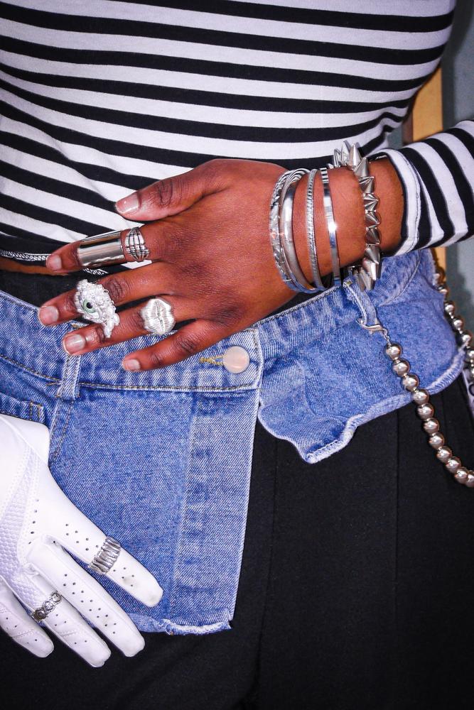 kenniectrl's fit featuring Tory Burch, Micas, Hot Topic, Magnolia & Oak