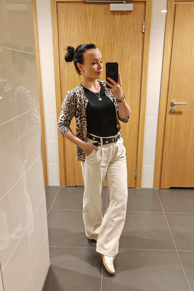 Potyczka's fit featuring H&M, next, Bershka