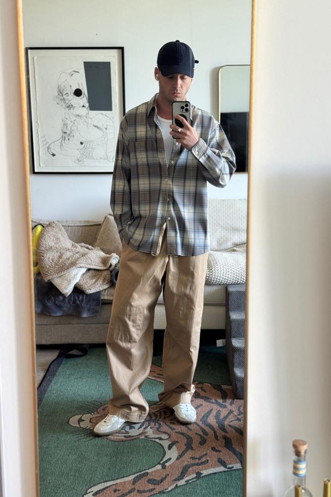 jonpont's fit featuring Auralee, MAN-TLE, ATM, Reproduction of Fround