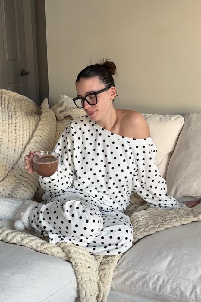 Samiskinnerr's fit featuring SHEIN