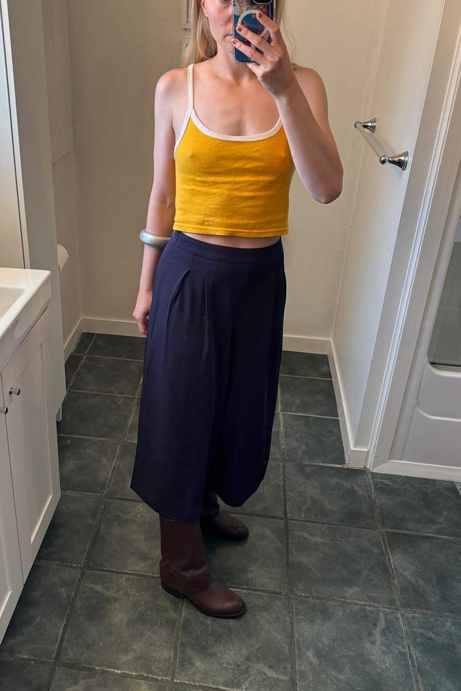 neatons's fit featuring Urban Outfitters, About Arianne, Mais X Frida