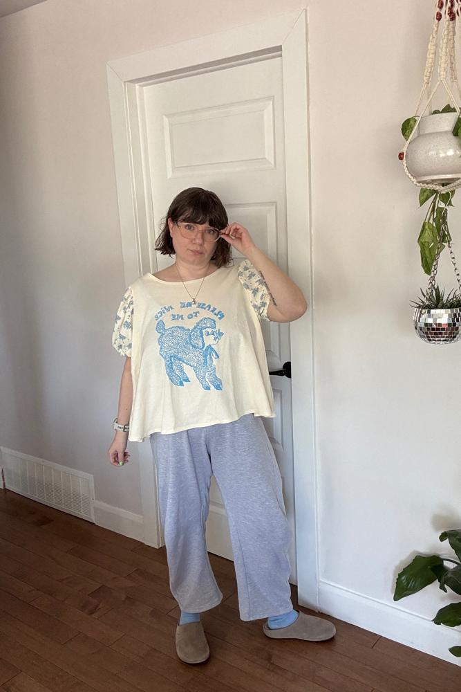 stephcoelho's fit featuring Urban Outfitters, Amazon Basics, Steve Madden