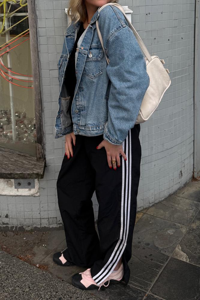EmmaEnglund's fit featuring Old Navy, H&M, JW PEI, Adidas | cool, casual, streetstyle, denim, adidas