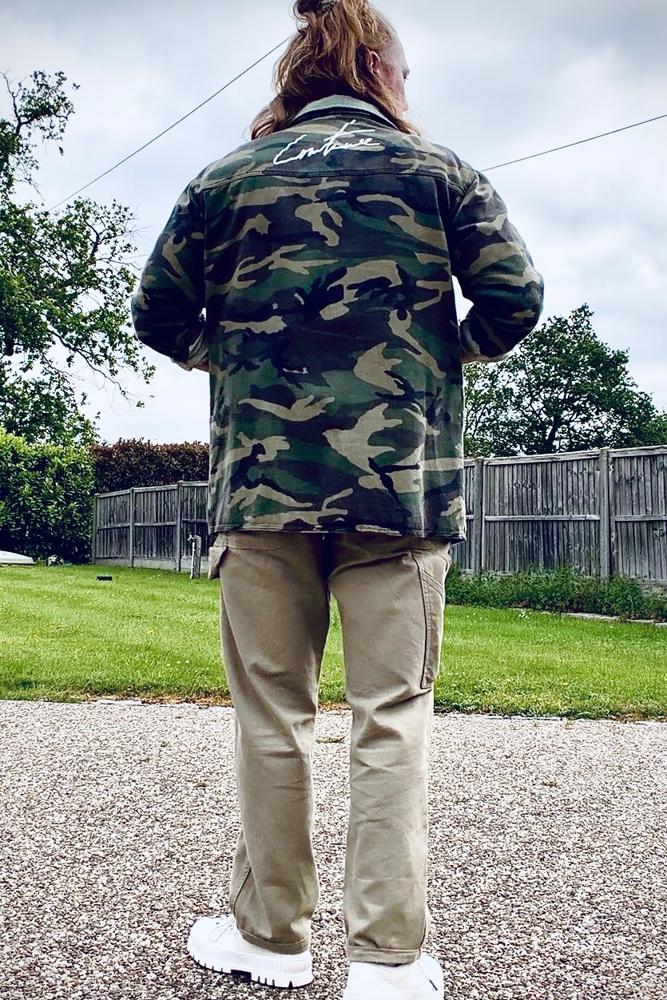 FlynnFits's fit featuring The Couture Club, Palladium, Dickies, Santa Cruz Skateboards