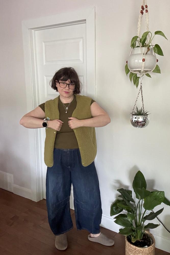 stephcoelho's fit featuring Old Navy, Steve Madden, Eyebuydirect, GAP, Amazon Basics