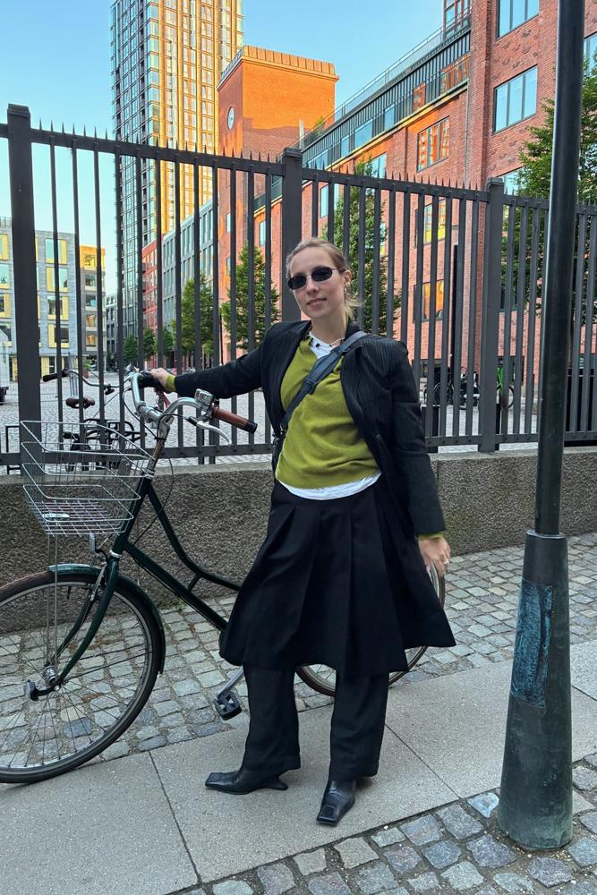 Debbiekarva's fit featuring MaxMara, Miista, A.kjaerbede, Dunst, People’s Republic of Cashmere