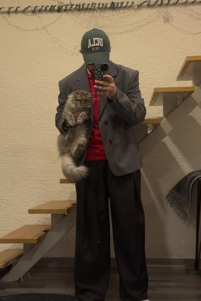 Mfahrioglu's fit featuring Zara, Bershka