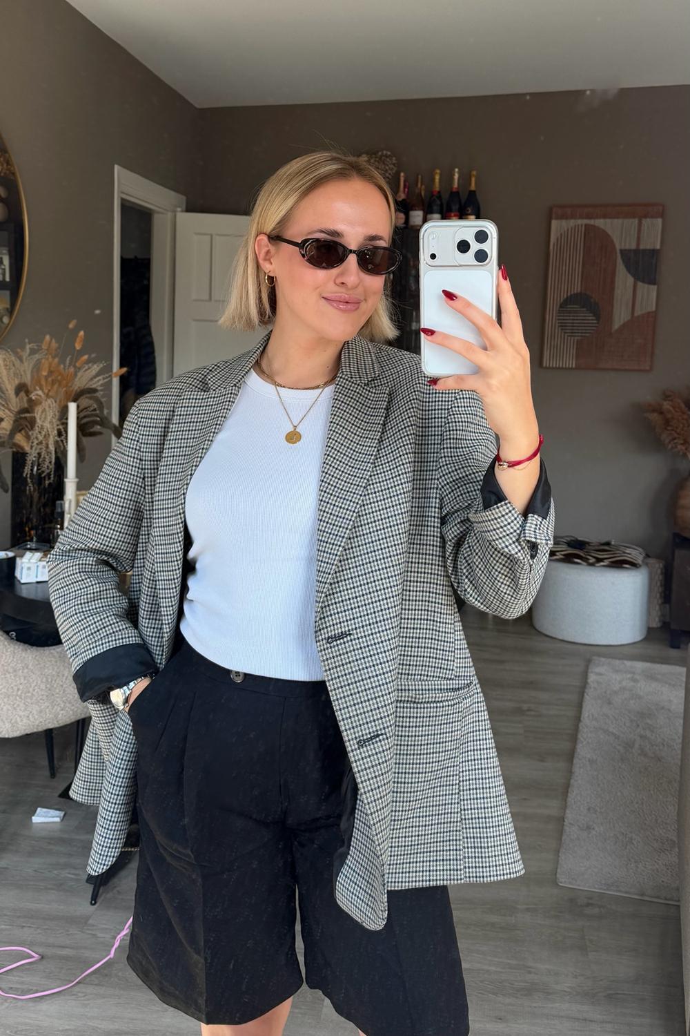 Post featuring Weekend Blazer Checked Oat