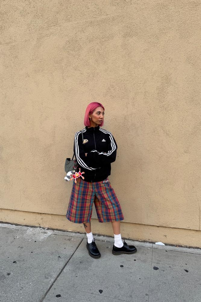 Thelittlelunaa's fit featuring Adidas, GAP, Dr. Martens