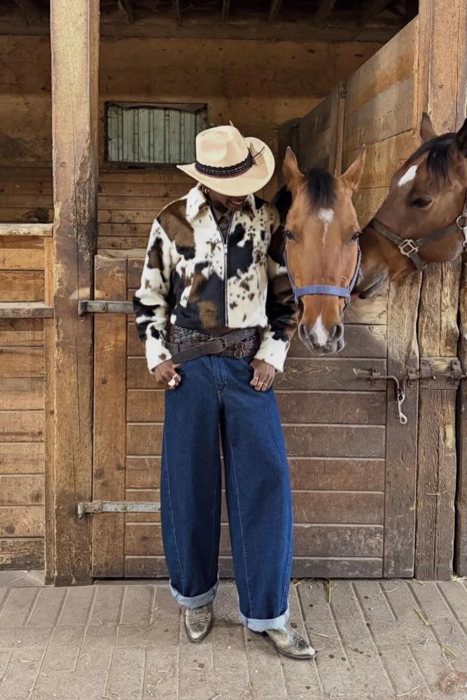 Tayetta's fit featuring Simons, Levi's