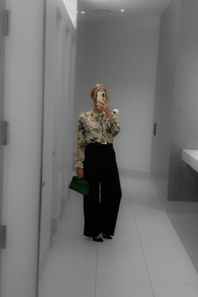 BusinessCasualOOTD's fit featuring Abercrombie & Fitch, Amazon Basics