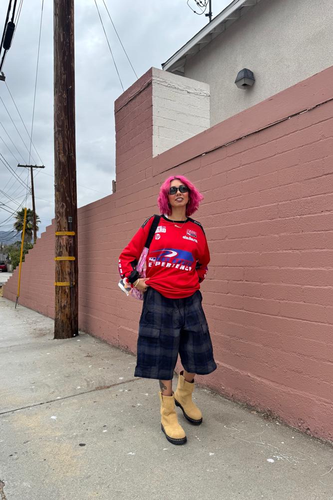 Thelittlelunaa's fit featuring No Brand, Supreme, Dr. Martens, Off-White, BAGGU