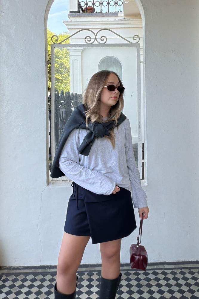Beckahake's fit featuring SKIMS, NA-KD