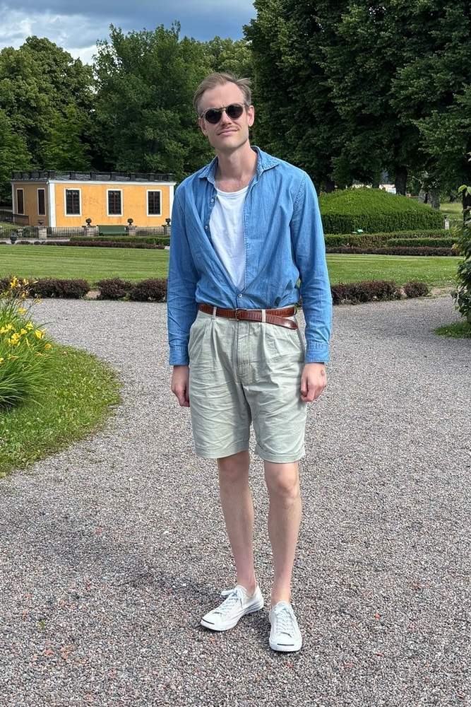 MrCC's fit featuring Converse, Mango