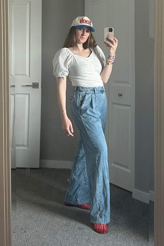 DaniTrics's fit featuring TEMU, GAP, Roxanne Assoulin
