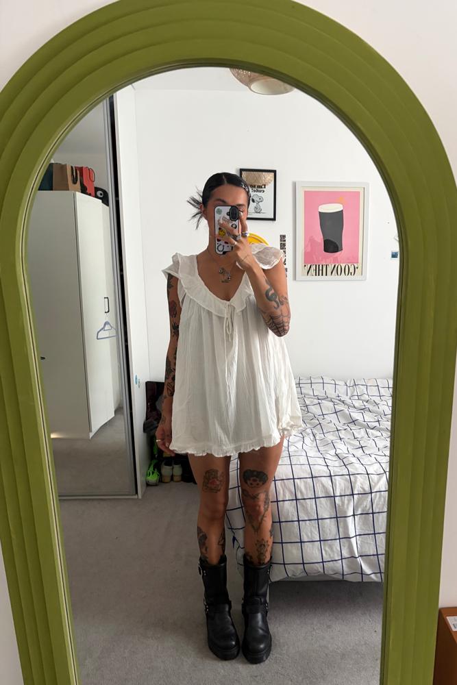 Chrisptine's fit featuring Urban Outfitters, Dr. Martens