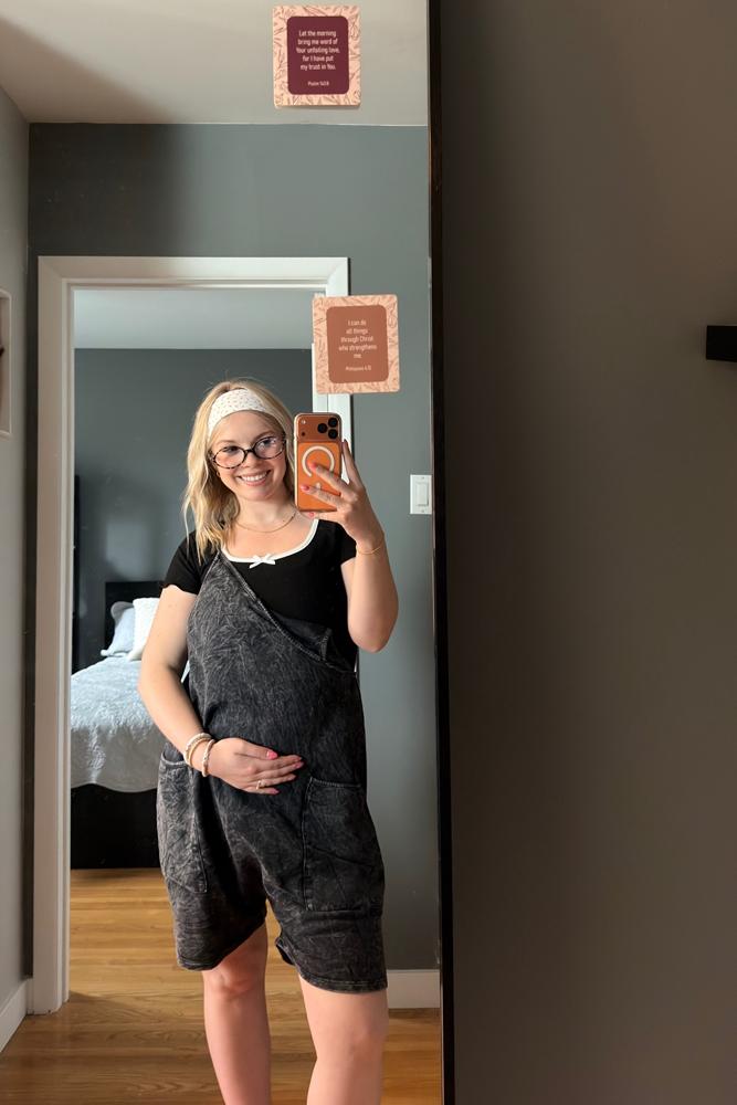 sarkaitlin's fit featuring Hello MIZ, Amazon Basics