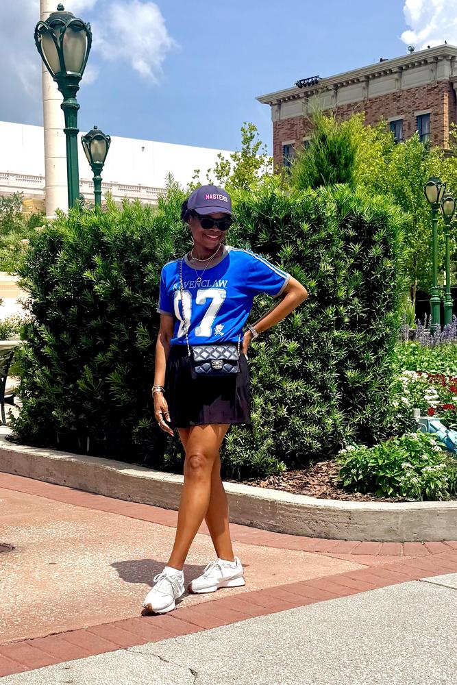 ToniTonyTone's fit featuring Lululemon, New Balance, Chanel