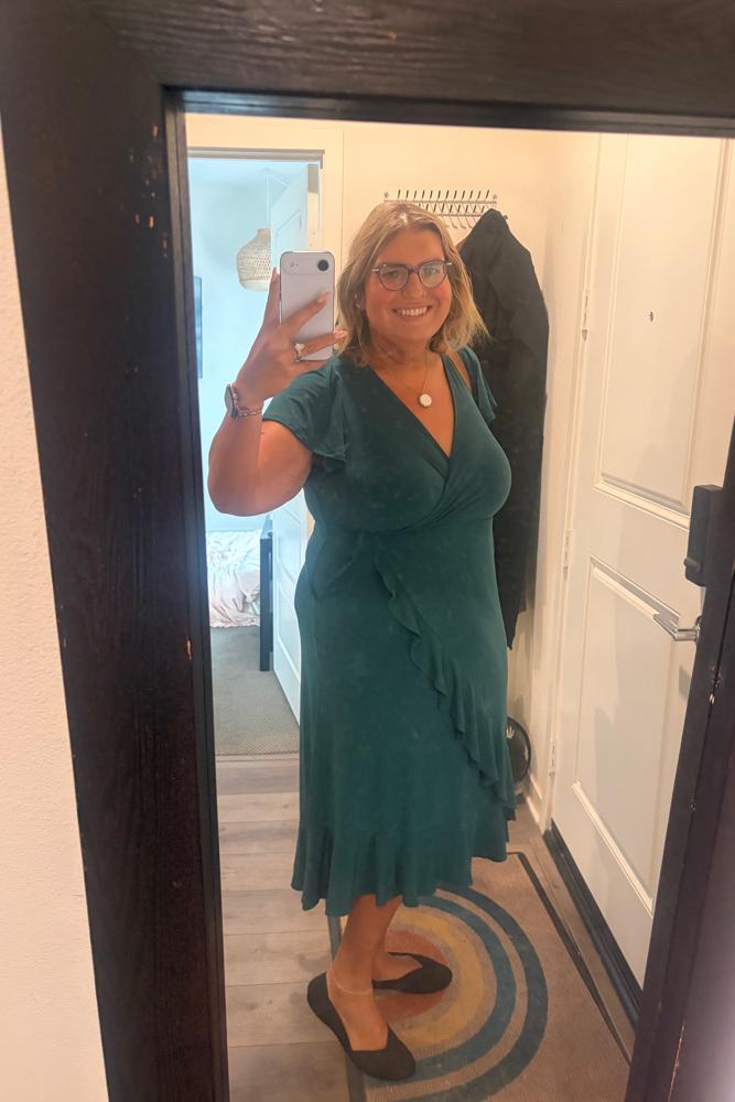 emmalilian's fit featuring Torrid, Warby Parker, Rothy's