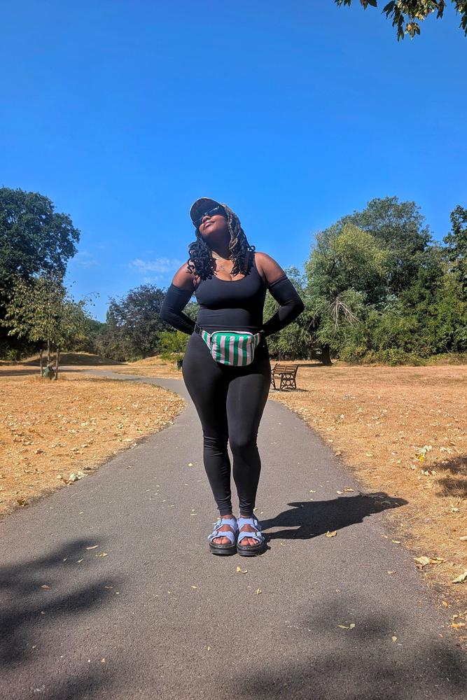Tigsfits's fit featuring Dr. Martens, BAGGU