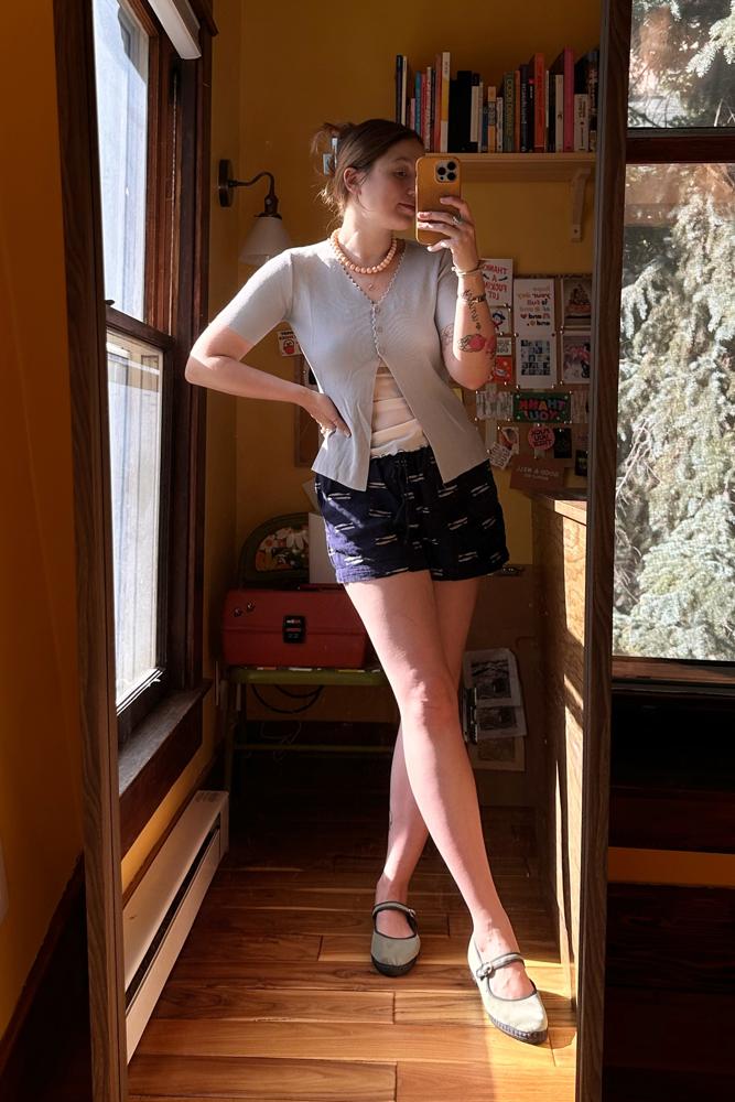 thriftbee's fit featuring Flabelus, No Brand, a new day, Maidenform