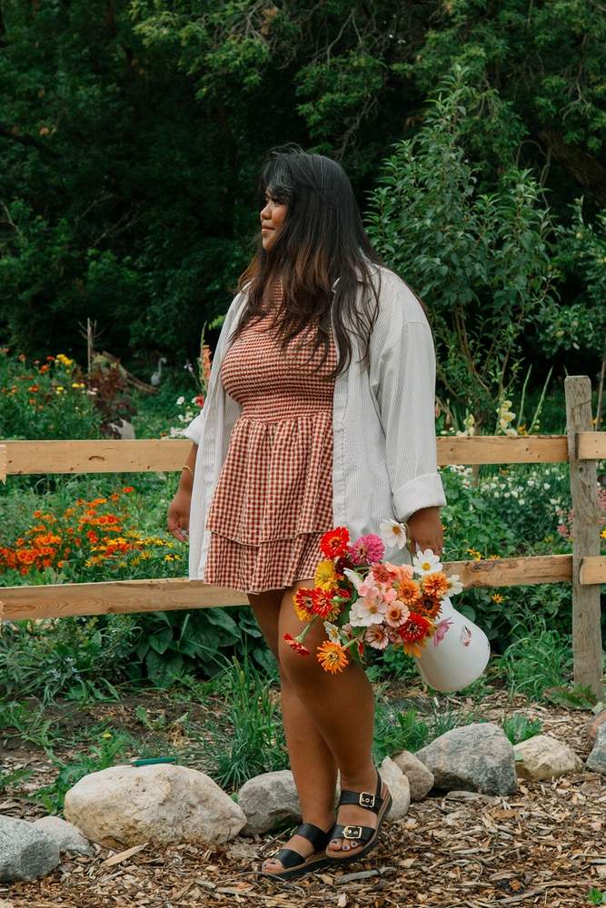 sydneycatherine's fit featuring SHEIN, Levi's, Steve Madden