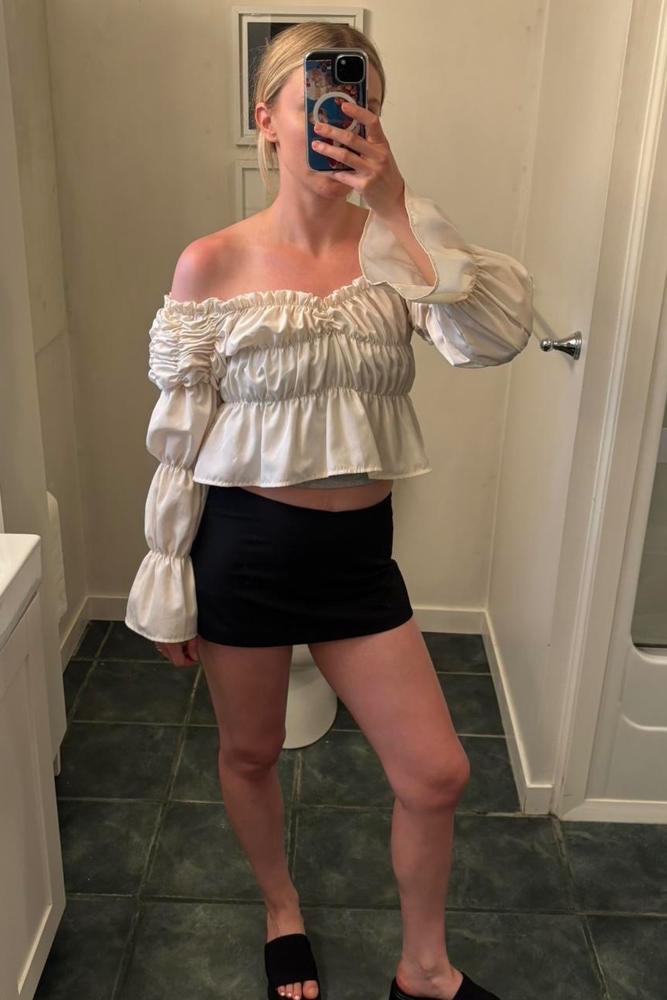 neatons's fit featuring Aritzia, LAAGAM, Steve Madden