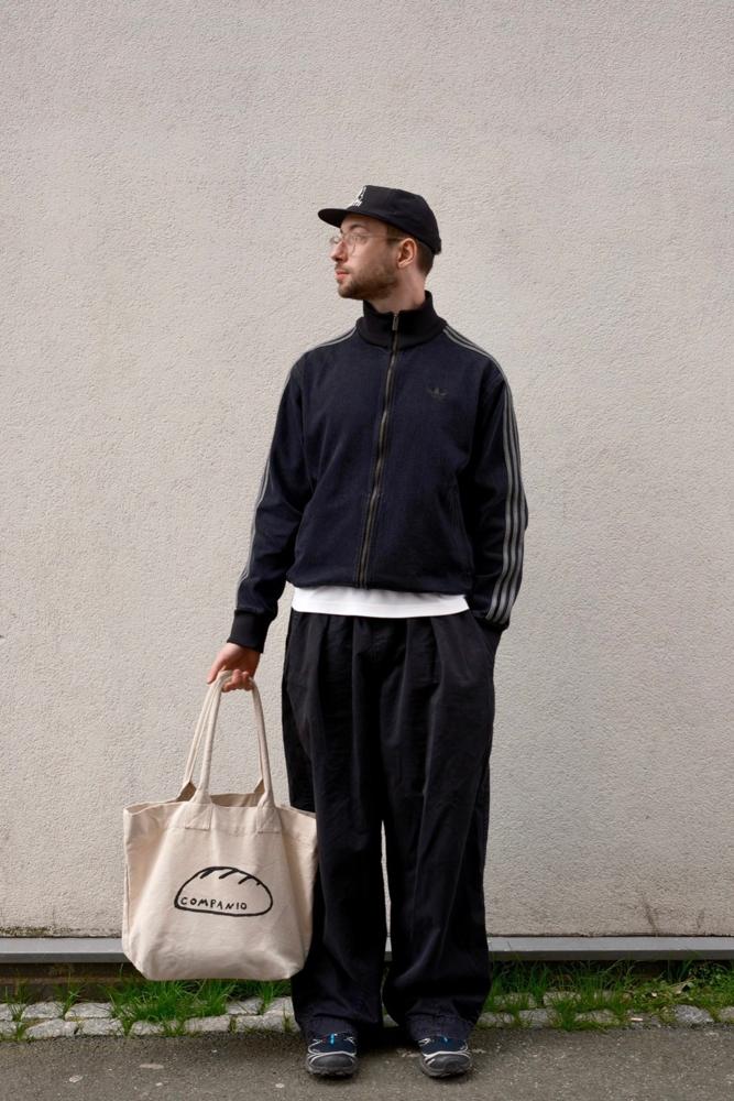 Joshlambley's fit featuring Adidas, Urban Outfitters, Uniqlo, Salomon